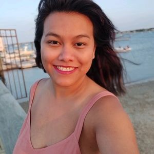 Meet your Posher, Hnin pwint